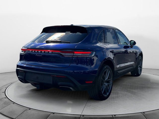 2024 Porsche Macan Base