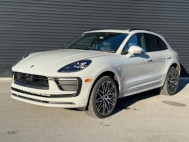 2024 Porsche Macan Base