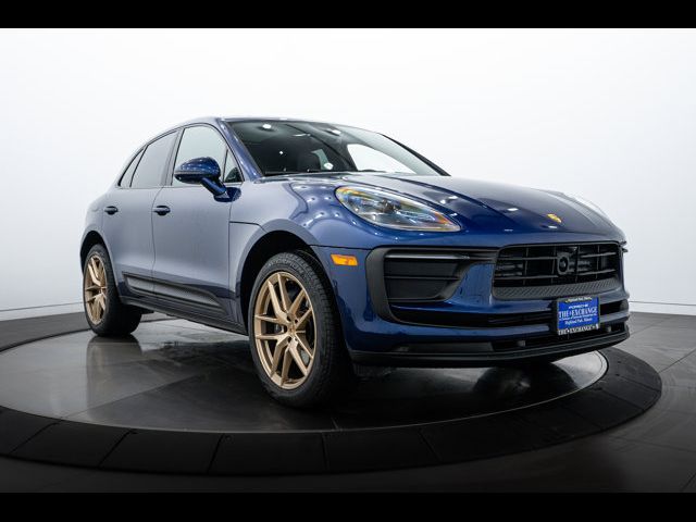 2024 Porsche Macan Base