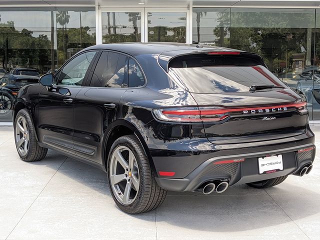 2024 Porsche Macan T