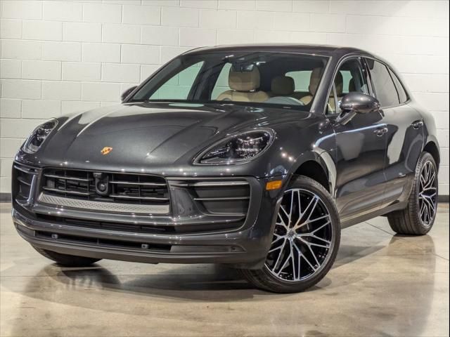 2024 Porsche Macan Base