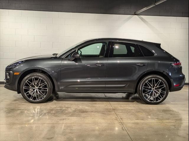 2024 Porsche Macan Base