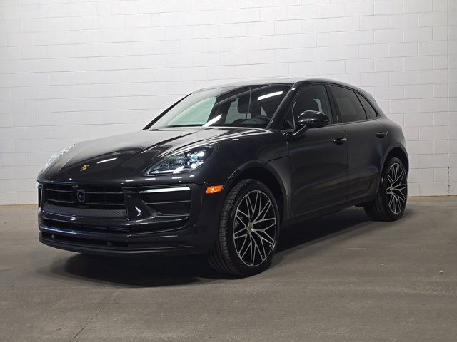 2024 Porsche Macan 