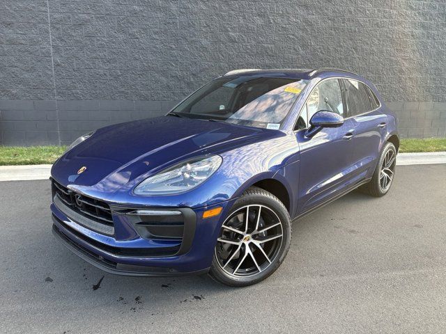 2024 Porsche Macan Base