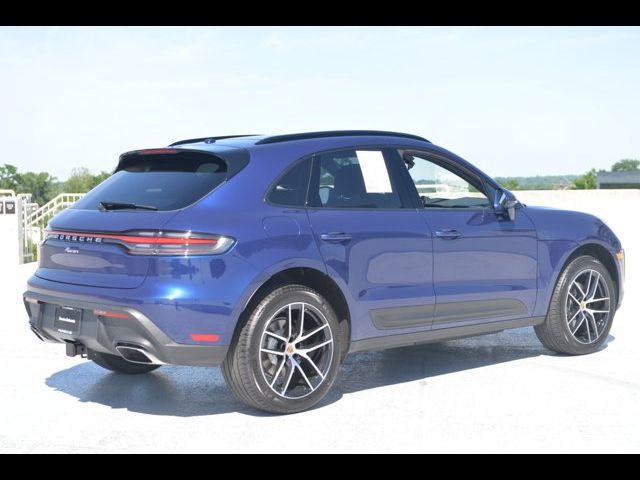 2024 Porsche Macan Base