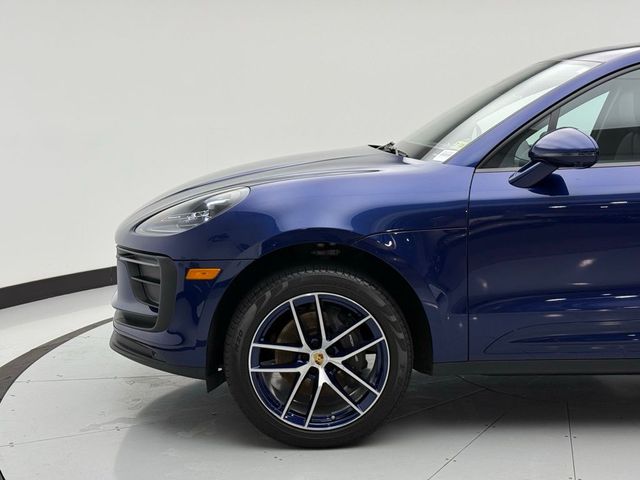 2024 Porsche Macan Base