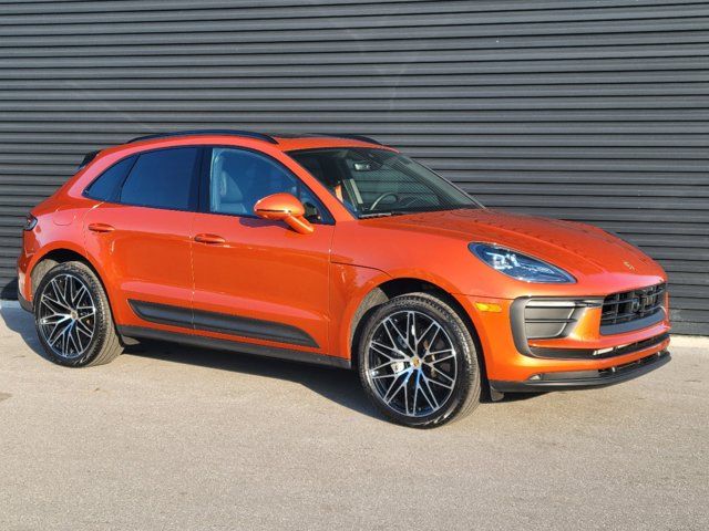 2024 Porsche Macan 