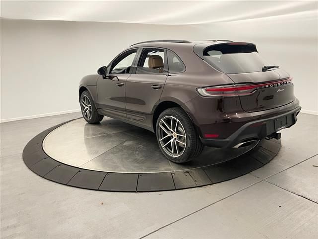 2024 Porsche Macan 