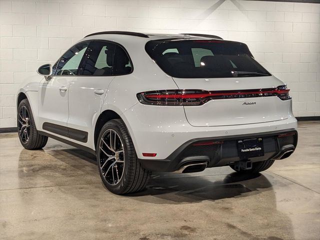 2024 Porsche Macan Base