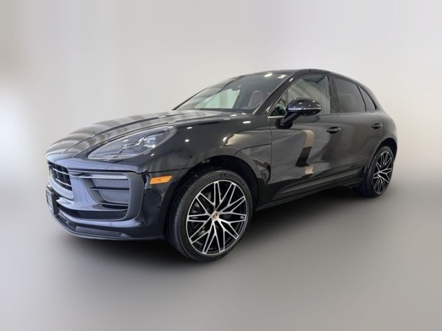 2024 Porsche Macan Base