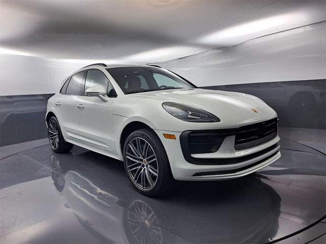 2024 Porsche Macan Base