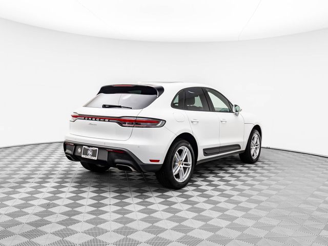 2024 Porsche Macan T