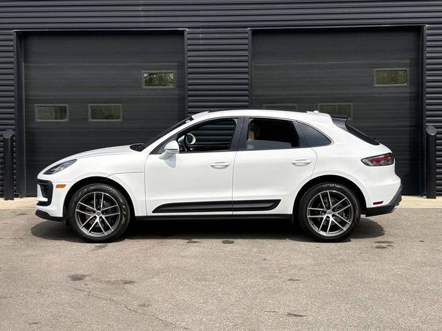 2024 Porsche Macan Base