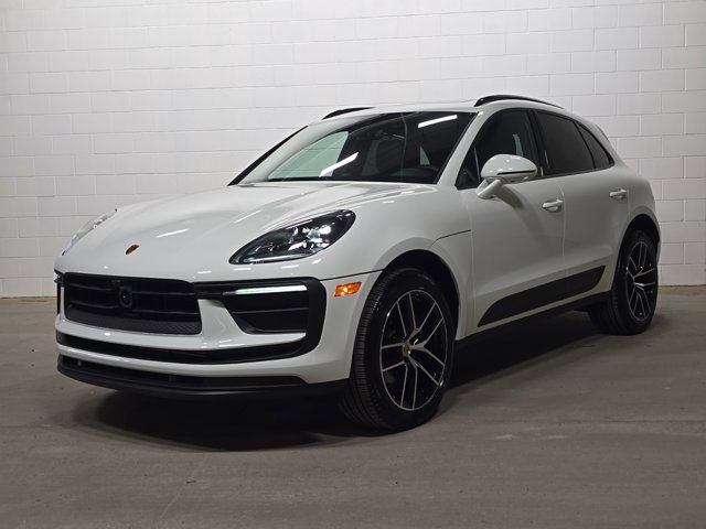 2024 Porsche Macan 