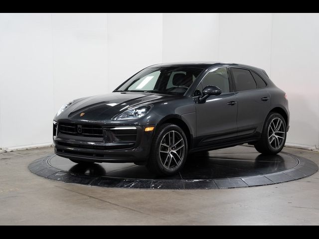 2024 Porsche Macan Base