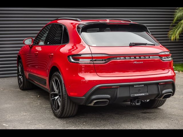 2024 Porsche Macan Base