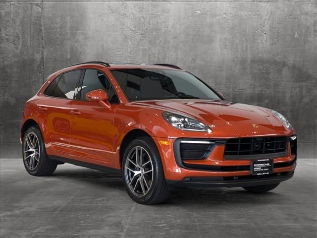 2024 Porsche Macan Base