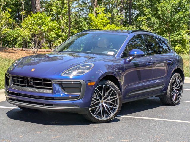 2024 Porsche Macan Base