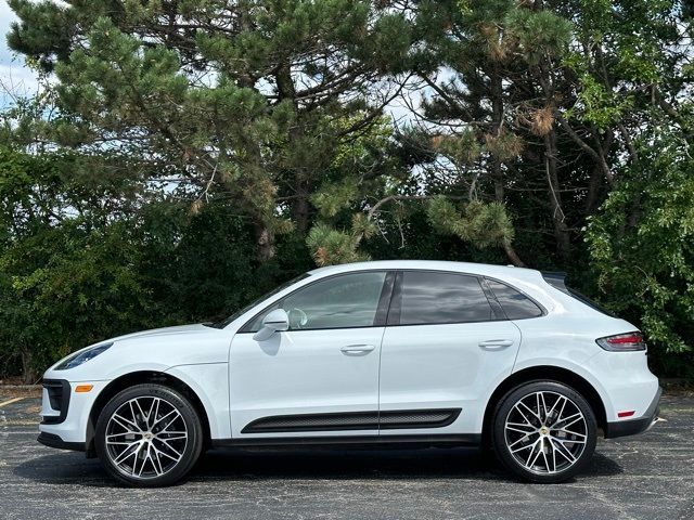 2024 Porsche Macan Base