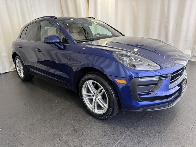 2024 Porsche Macan Base