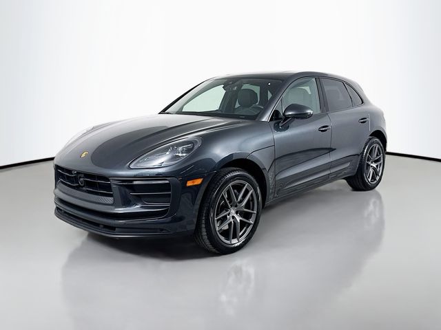 2024 Porsche Macan Base