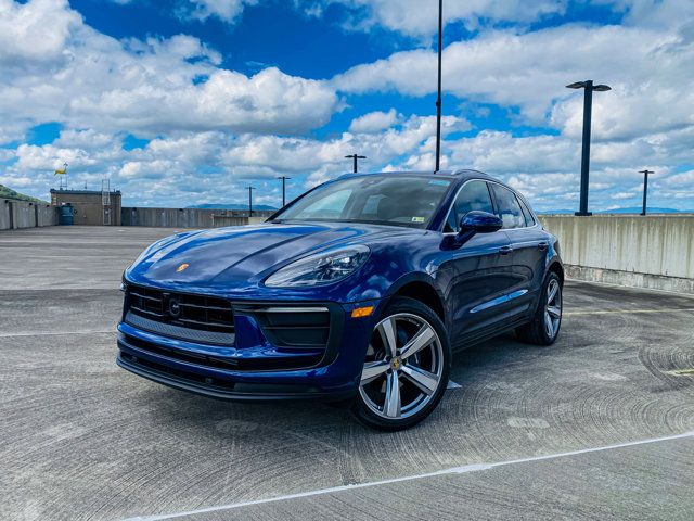 2024 Porsche Macan Base