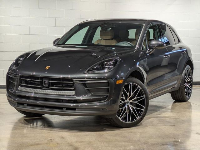 2024 Porsche Macan Base