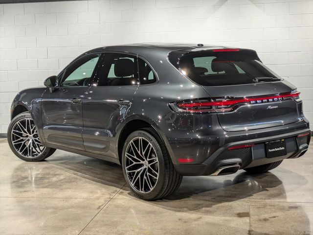 2024 Porsche Macan Base