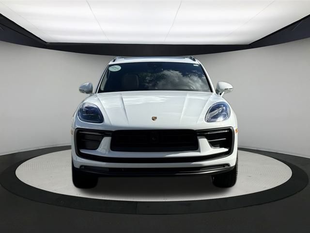 2024 Porsche Macan 