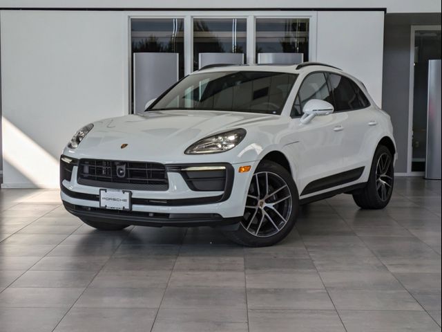 2024 Porsche Macan Base