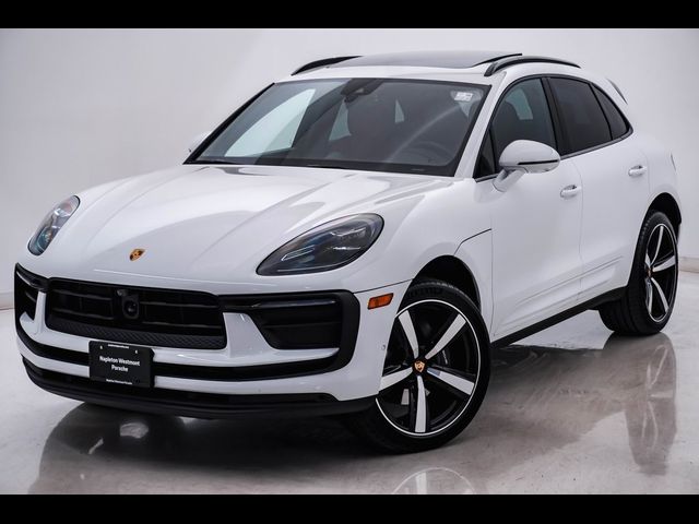 2024 Porsche Macan 