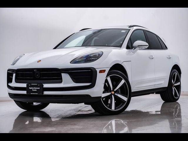 2024 Porsche Macan 