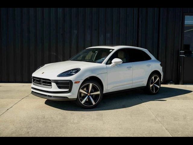 2024 Porsche Macan Base