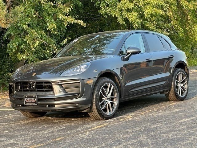 2024 Porsche Macan Base