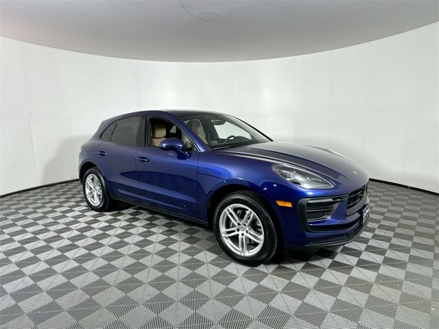 2024 Porsche Macan Base