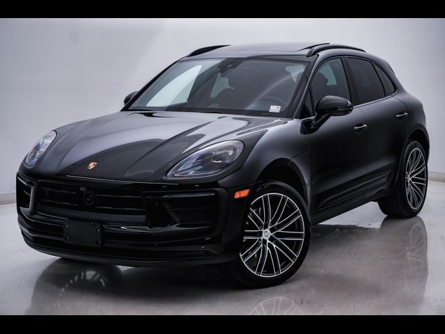 2024 Porsche Macan 