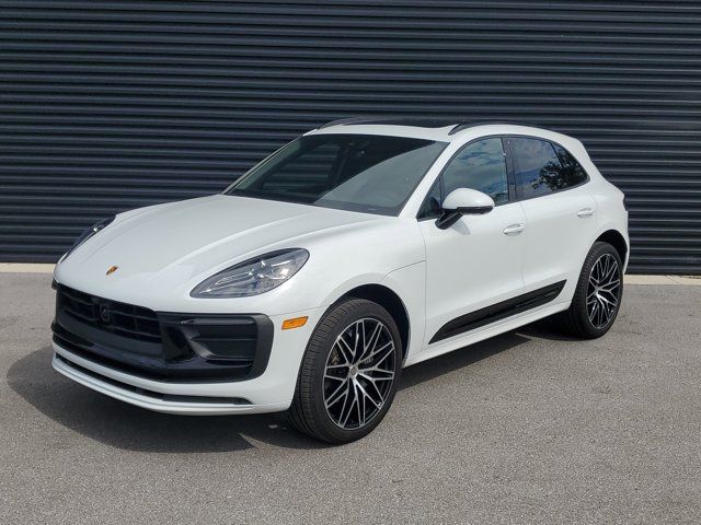 2024 Porsche Macan 