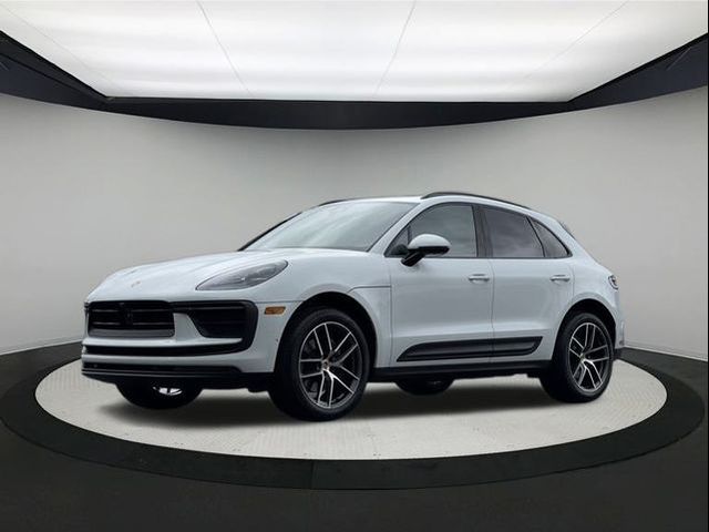 2024 Porsche Macan 