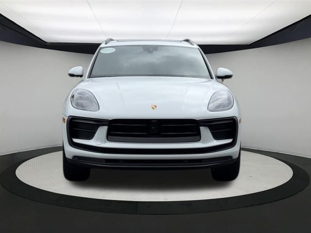 2024 Porsche Macan 