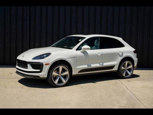 2024 Porsche Macan Base