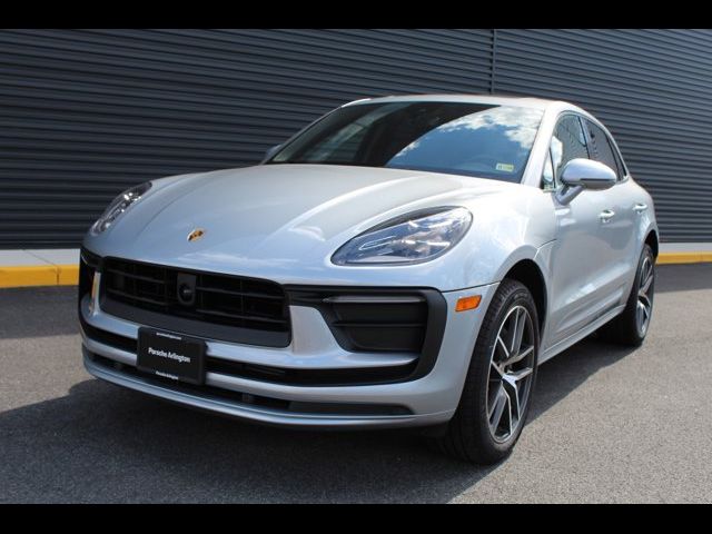 2024 Porsche Macan Base