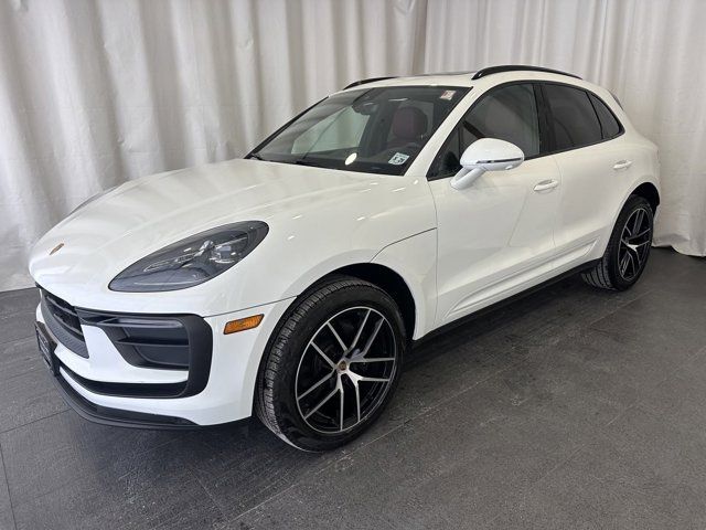 2024 Porsche Macan Base