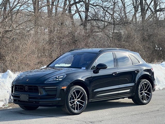 2024 Porsche Macan Base