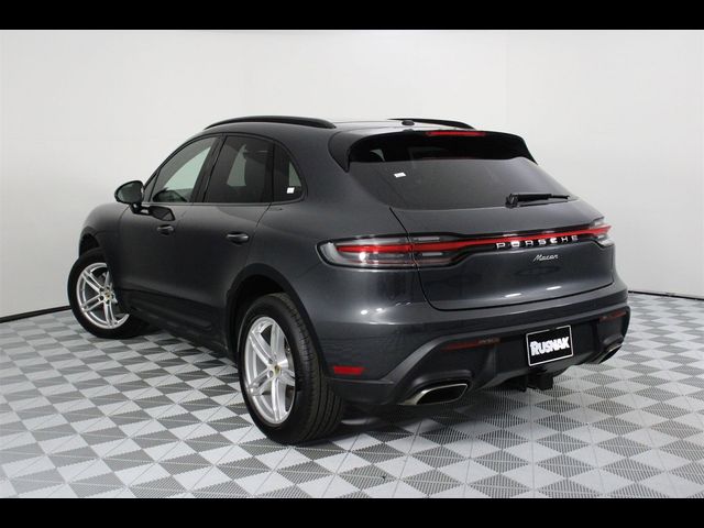 2024 Porsche Macan Base