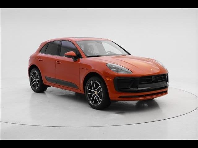 2024 Porsche Macan Base