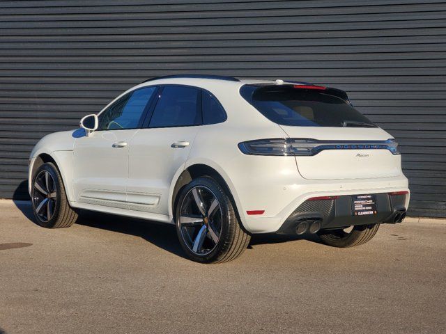 2024 Porsche Macan Base