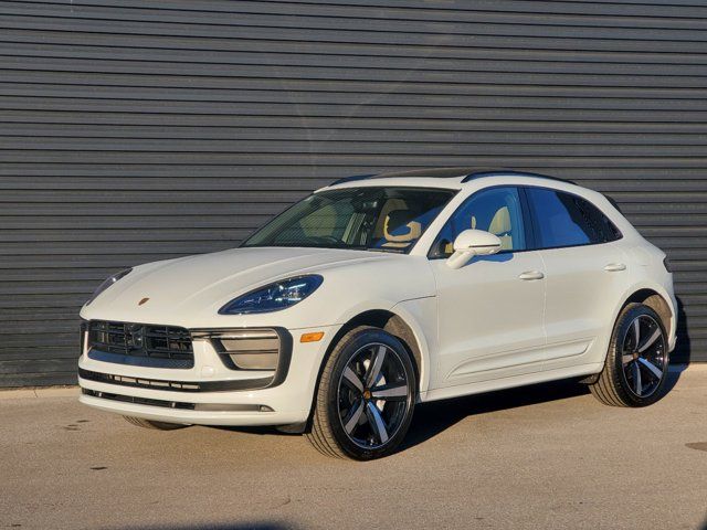 2024 Porsche Macan Base