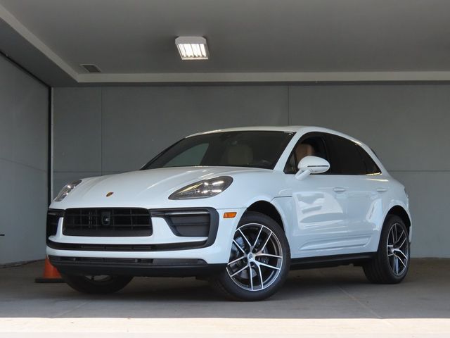 2024 Porsche Macan 