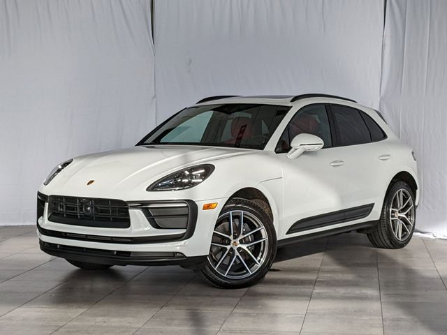 2024 Porsche Macan Base