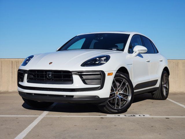 2024 Porsche Macan Base